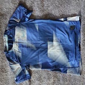 Nike: NikePro Dri-FIT fitted T-shirt, Blue/White, Big Boys Small